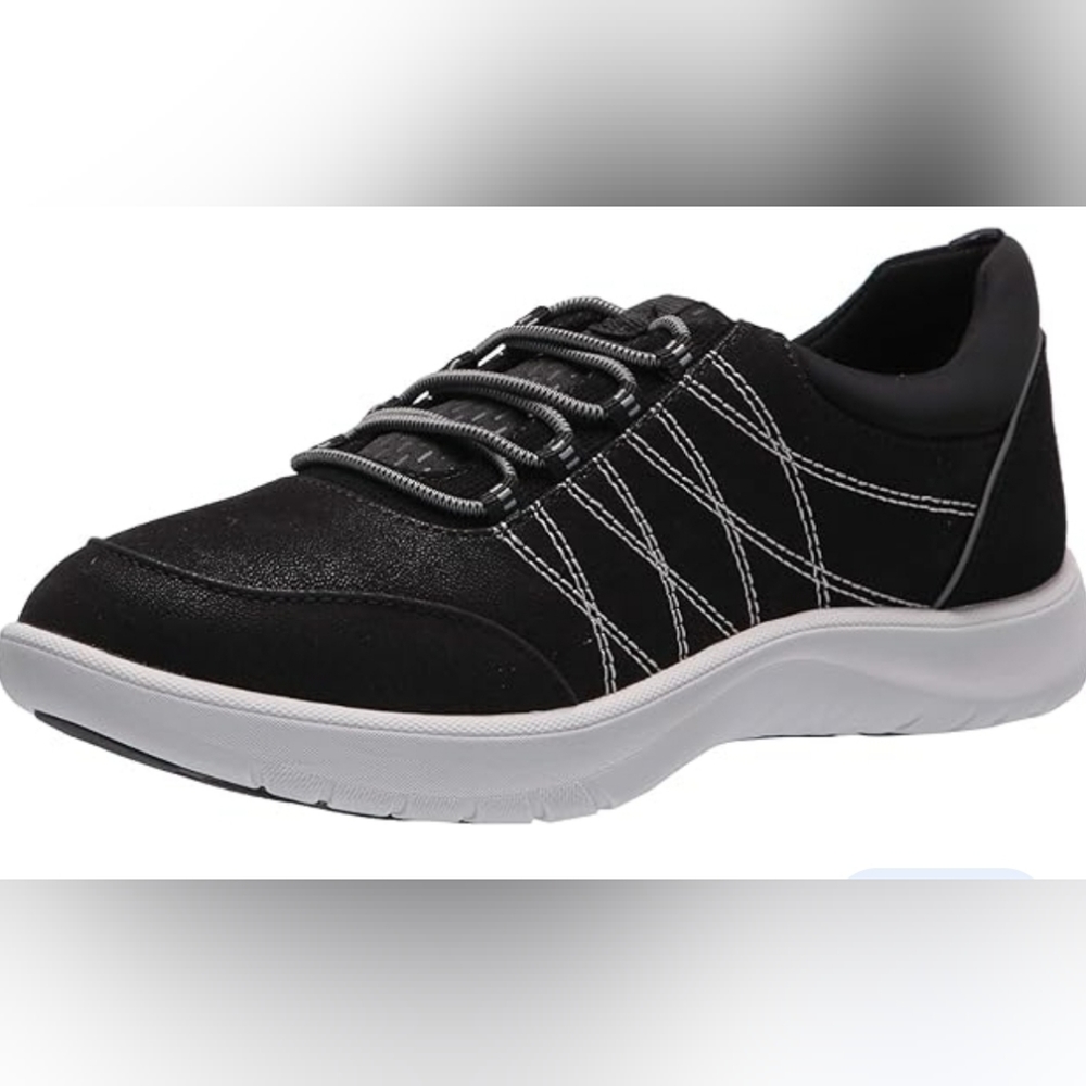 Clarks Women's Adella Holly Sneaker 8.5